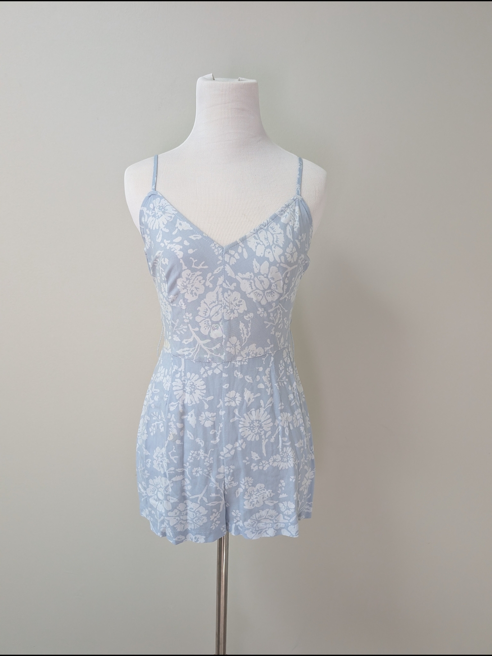 BB Dakota Light Blue and White Floral Lace Romper